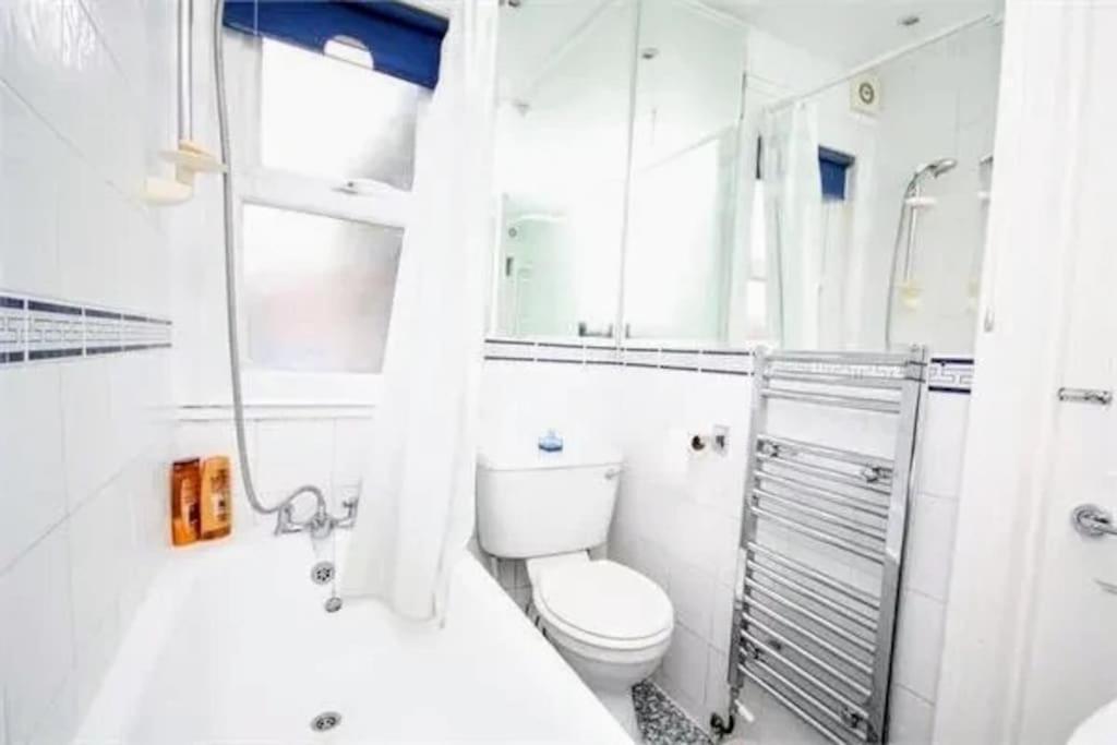 Appartamento Ground Floor 3 Bedroom Flat *
